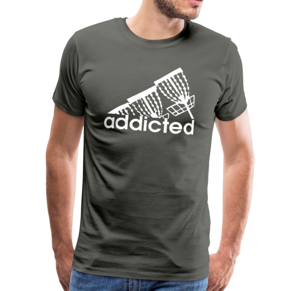 Addicted (to frisbee golf) Men's Premium T-Shirt - asphalt gray